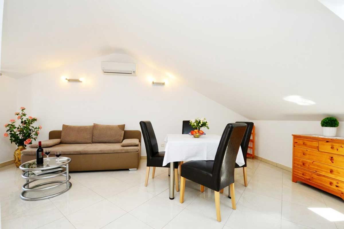 Apartments Jasmina Poreč Cameră foto